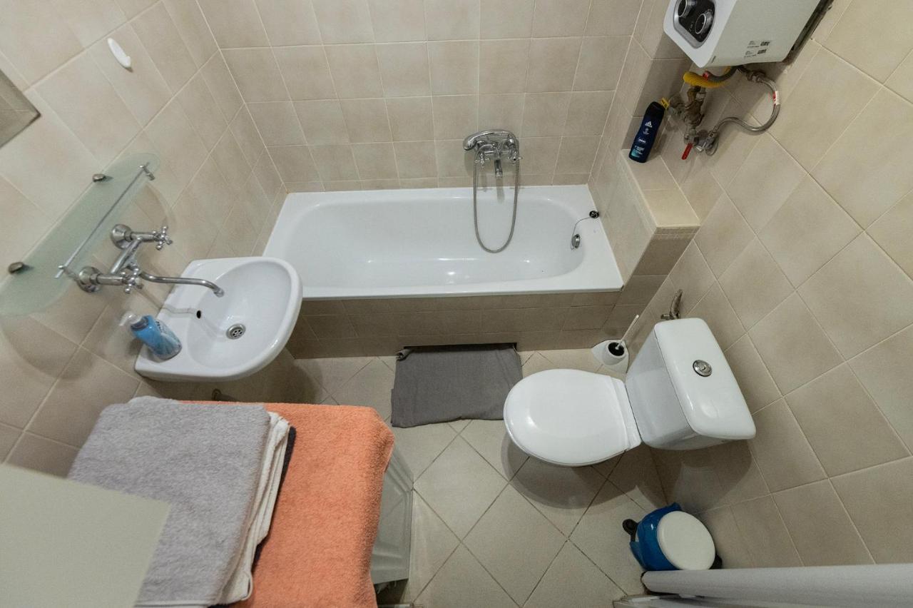 Studio In City Centre Free Parking وودج المظهر الخارجي الصورة